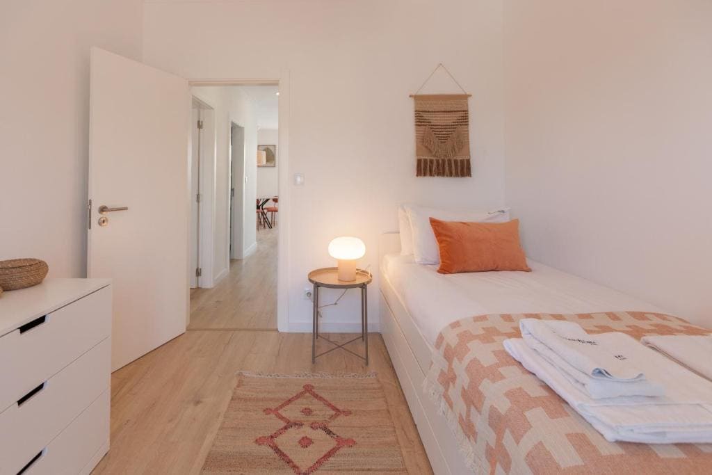 flh alcantara comfy flat with balcony 8