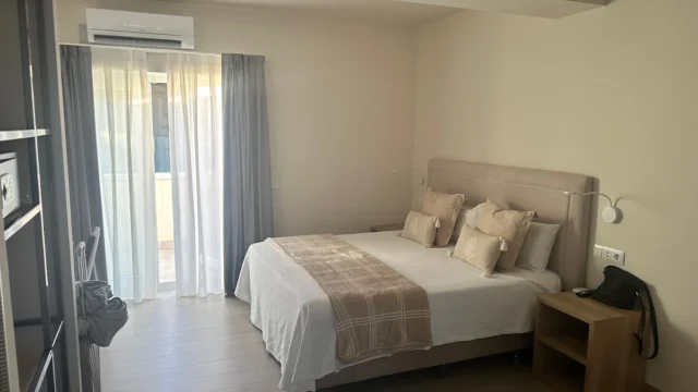 hostal planta 7 (hostel in atocha, madrid) (2)