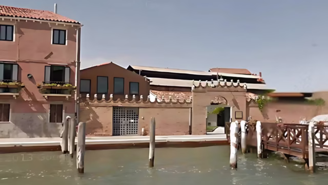 hotel in venice murano front 2