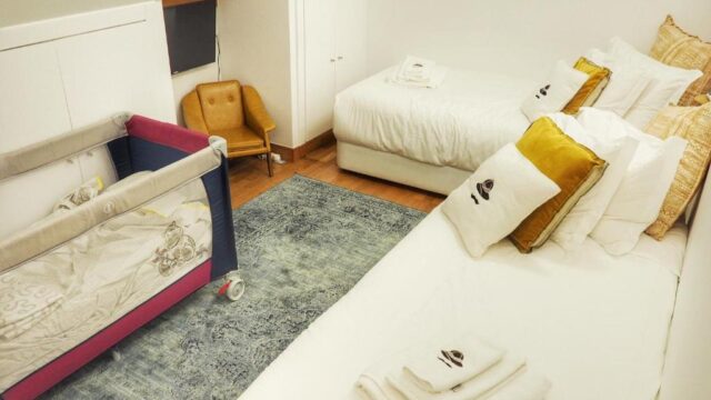 the explorers home sunny stylish family friendly apartment 10