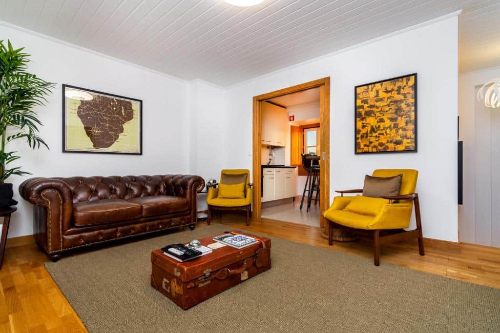 the explorers home sunny stylish family friendly apartment 3