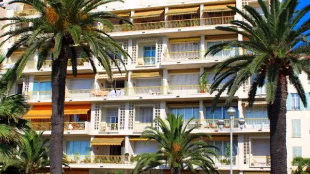 beachfront apartment promenade des anglais 3