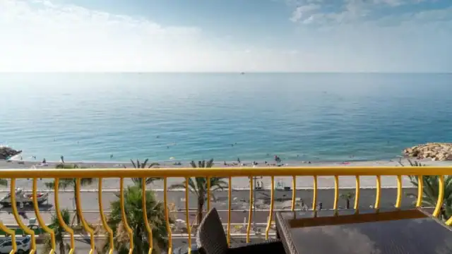 beachfront apartment promenade des anglais 4